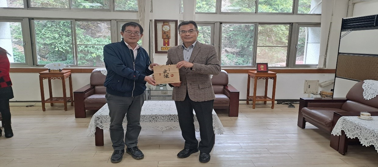 協會顧問黃律師