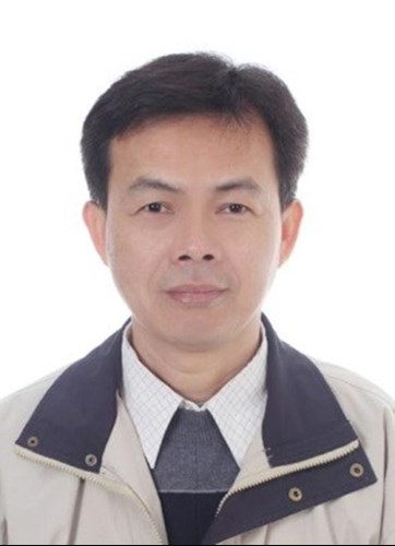 張龍泉典獄長玉照