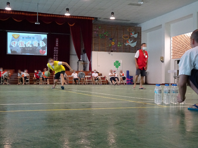 Enjoyable bowling-4