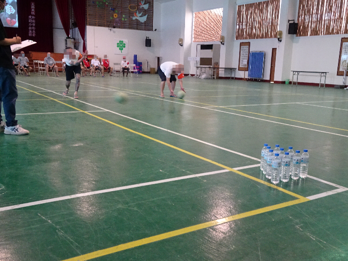 Enjoyable bowling-1